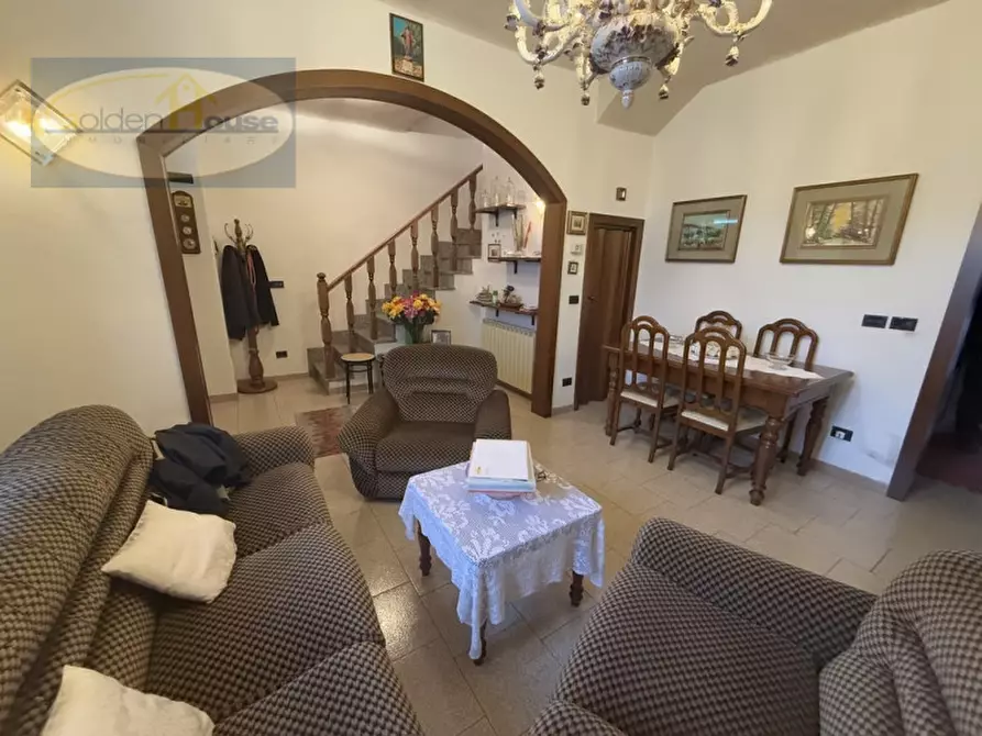 Immagine 7 di Casa trifamiliare in vendita  in Via Canale della Botte 111 a Molinella