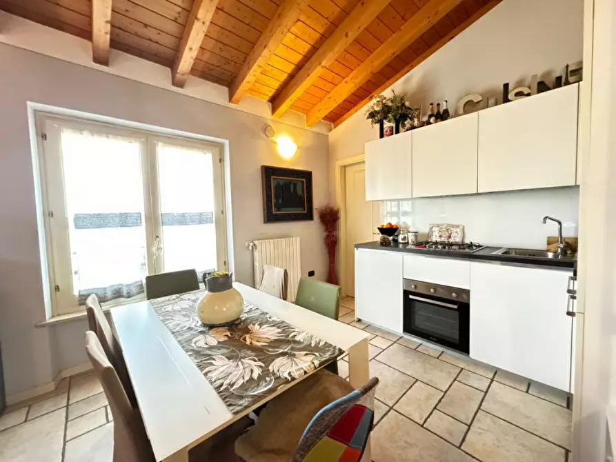 Immagine 6 di Appartamento in vendita  a Calvisano