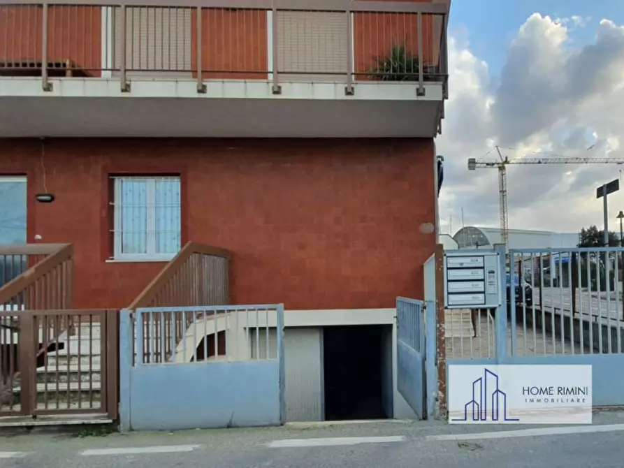 Immagine 13 di Magazzino in vendita  in Via Ortigara a Rimini
