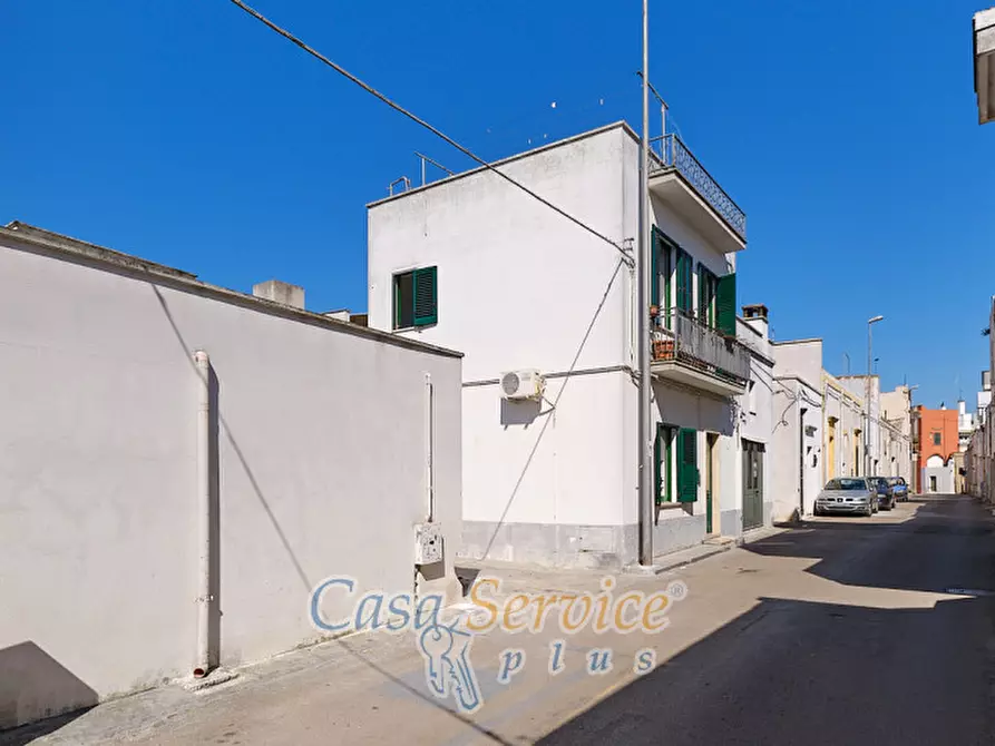 Immagine 3 di Casa indipendente in vendita  in Via Santacroce a Taviano
