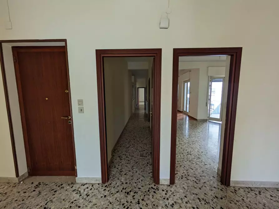 Immagine 10 di Appartamento in vendita  in Via Marchese di Villabianca a Palermo