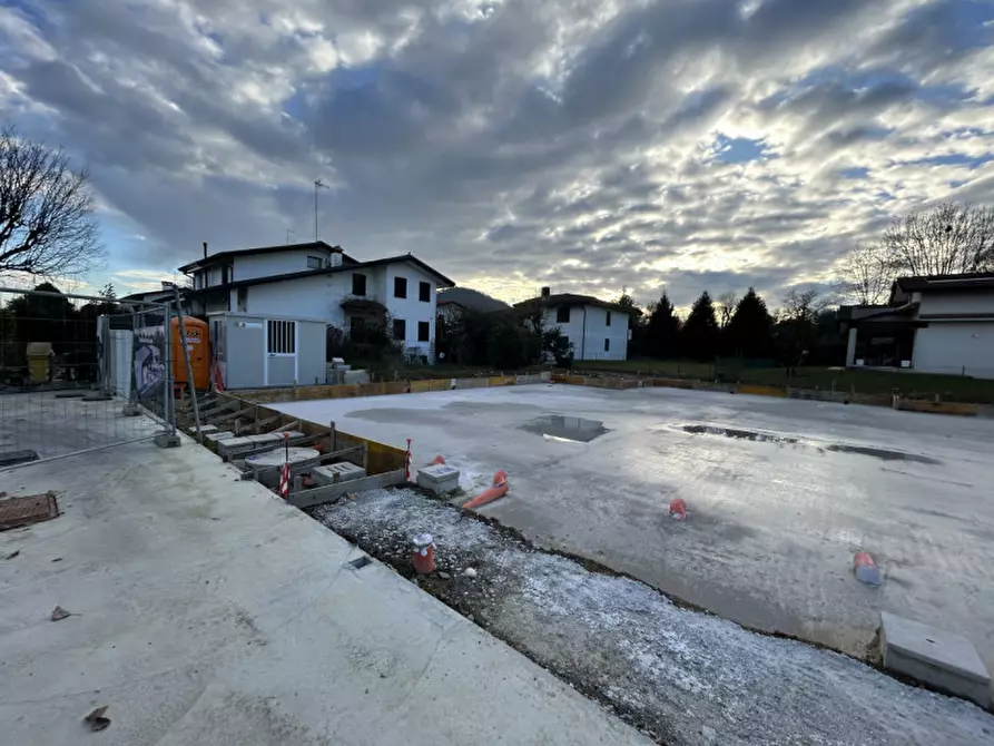 Immagine 10 di Casa bifamiliare in vendita  in VIA VILLA DEL BOSCO a Teolo