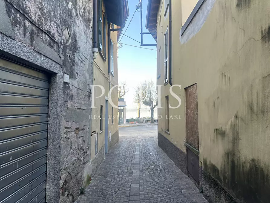 Immagine 4 di Appartamento in vendita  in VIA GARIBALDI 2 a Pusiano