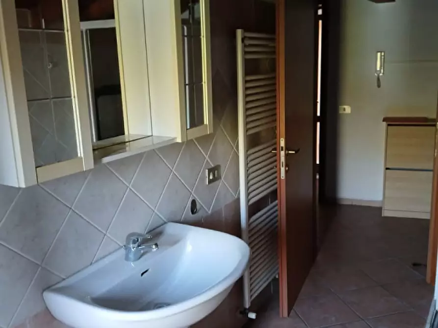 Immagine 6 di Appartamento in vendita  a Luzzara