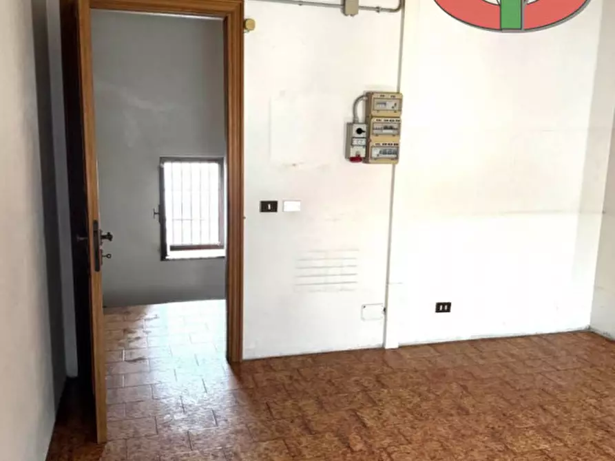 Immagine 9 di Attività commerciale in vendita  a Lusiana Conco