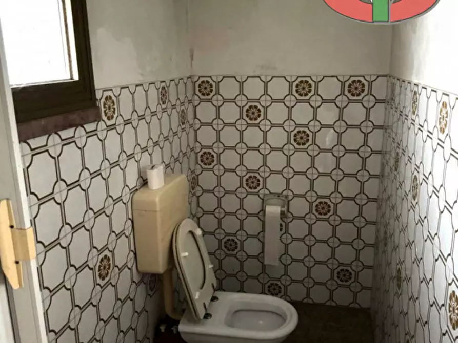 Immagine 23 di Attività commerciale in vendita  a Lusiana Conco