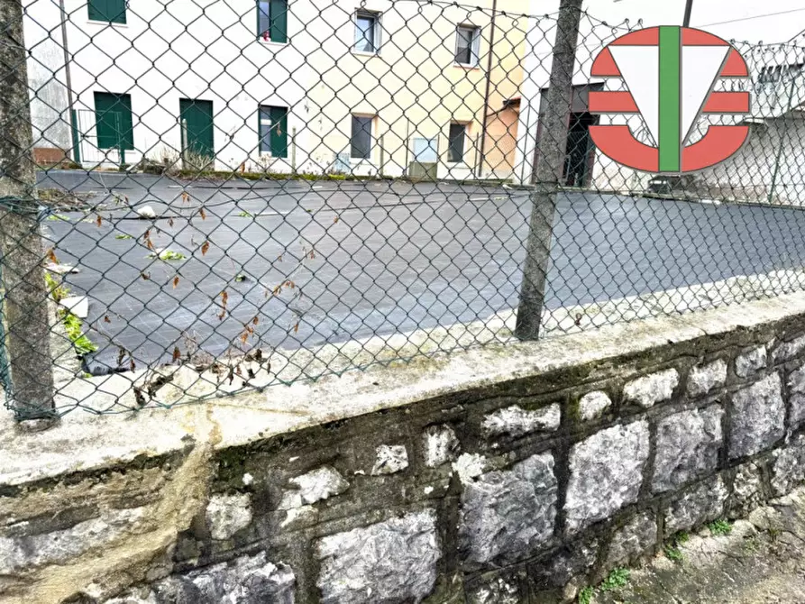 Immagine 26 di Attività commerciale in vendita  a Lusiana Conco