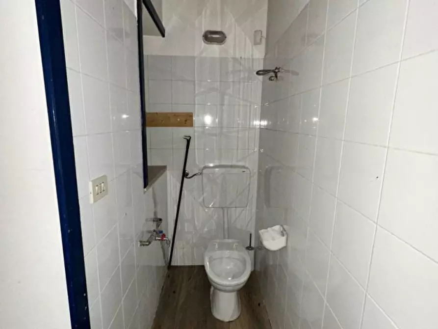 Immagine 9 di Negozio in affitto  in VIA DELLA CONCORDIA, 21 a Milazzo