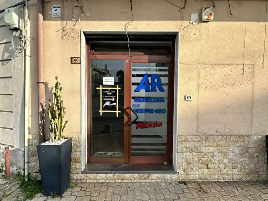 Immagine 10 di Negozio in affitto  in VIA DELLA CONCORDIA, 21 a Milazzo