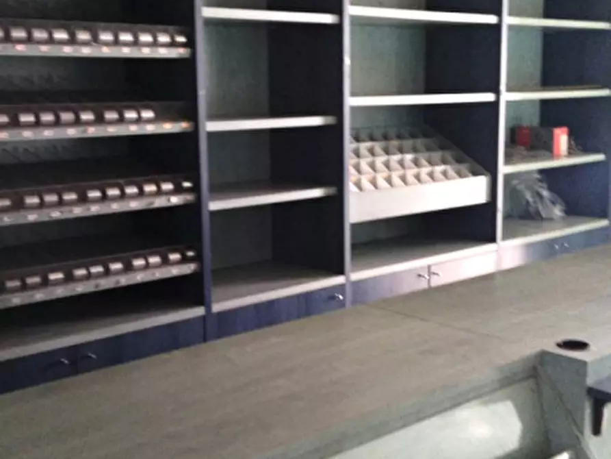 Immagine 3 di Negozio in vendita  in Via Centro, 7 a Cogollo Del Cengio