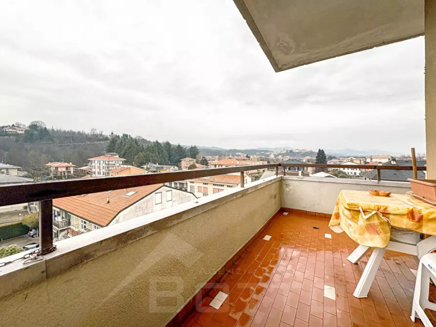 Immagine 4 di Appartamento in vendita  in Via 4 Novembre 17 a Borgomanero