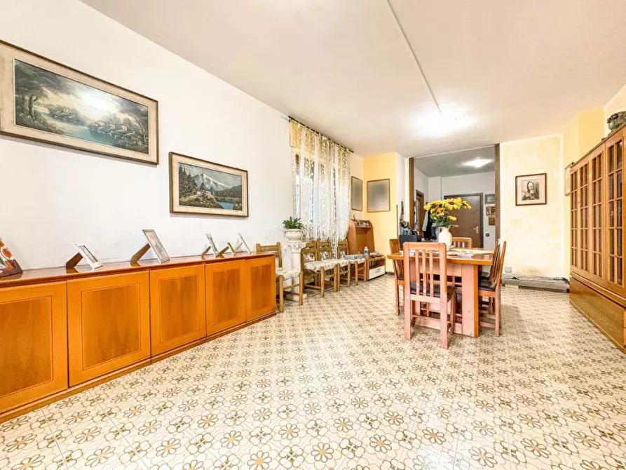 Immagine 6 di Appartamento in vendita  in Via 4 Novembre 17 a Borgomanero