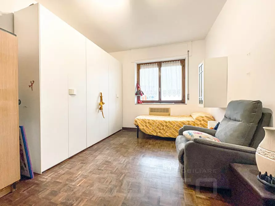 Immagine 11 di Appartamento in vendita  in Via 4 Novembre 17 a Borgomanero