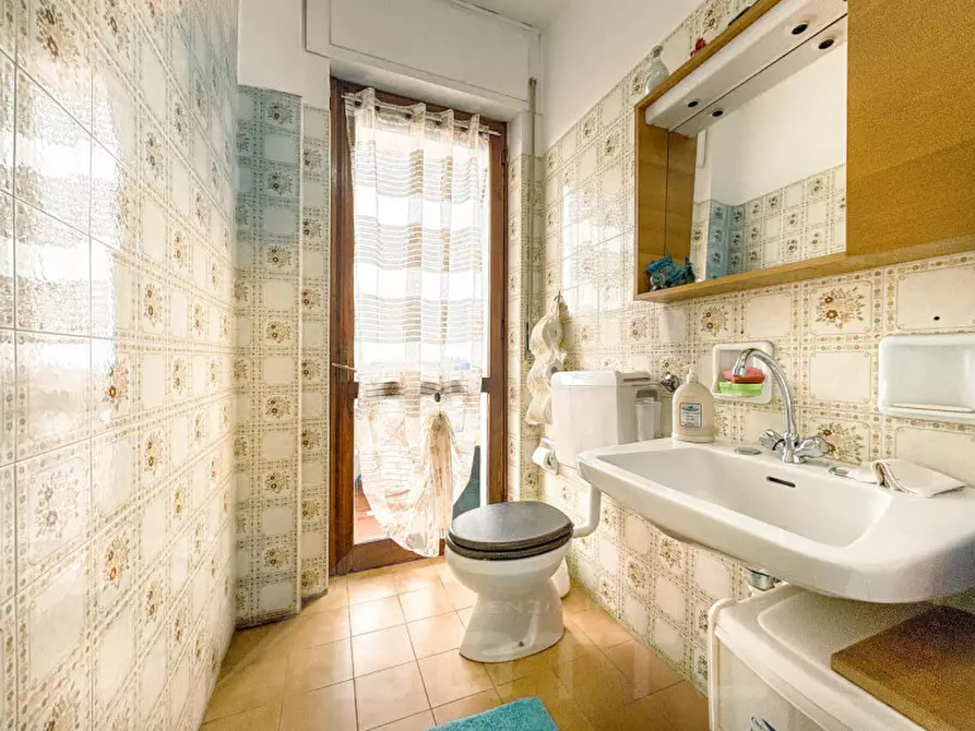 Immagine 15 di Appartamento in vendita  in Via 4 Novembre 17 a Borgomanero