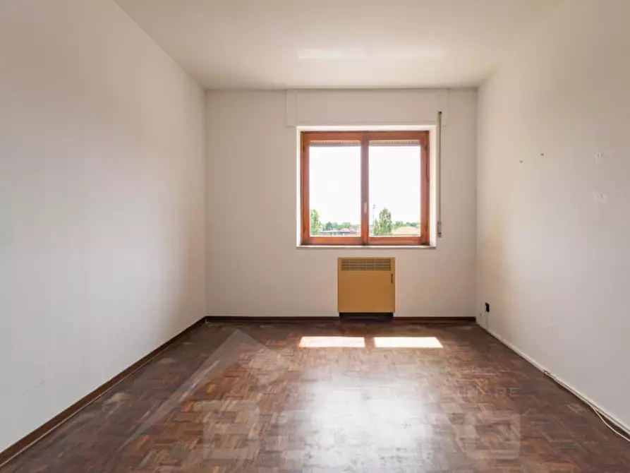 Immagine 16 di Appartamento in vendita  in Via 4 Novembre 17 a Borgomanero