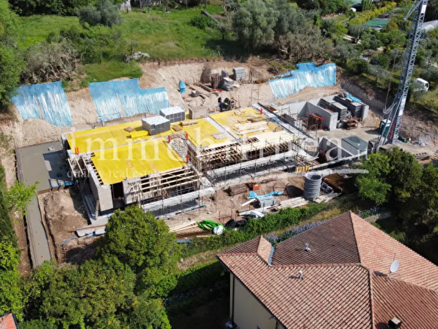 Immagine 4 di Appartamento in vendita  in via Cimabue a Garda