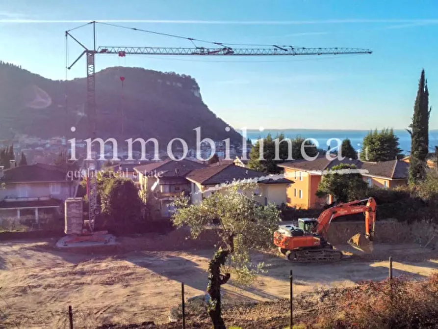 Immagine 6 di Appartamento in vendita  in via Cimabue a Garda