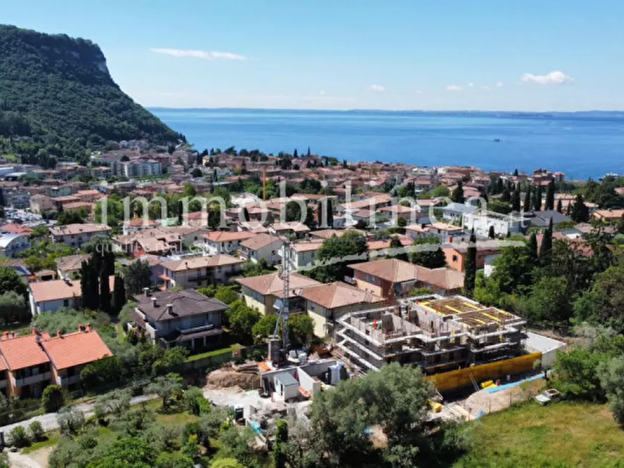 Immagine 17 di Appartamento in vendita  in via Cimabue a Garda