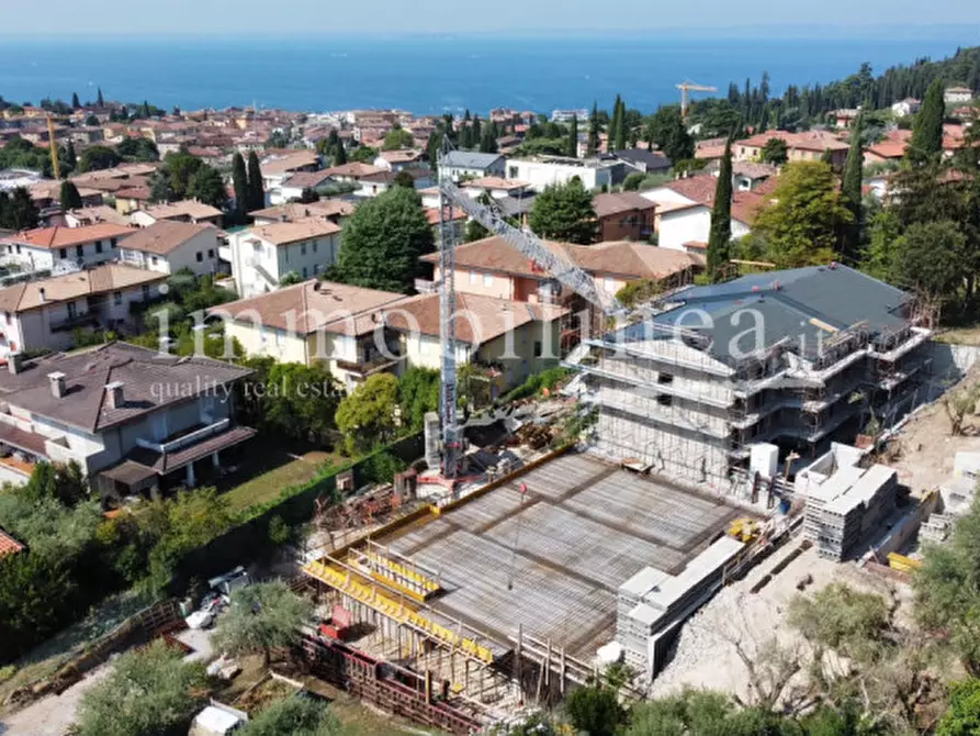 Immagine 25 di Appartamento in vendita  in via Cimabue a Garda
