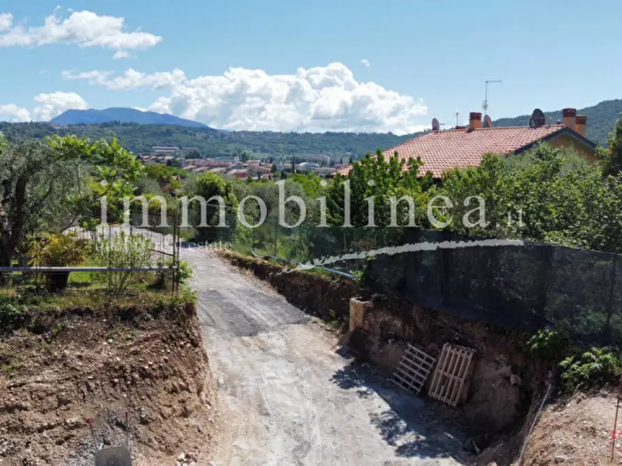 Immagine 28 di Appartamento in vendita  in via Cimabue a Garda