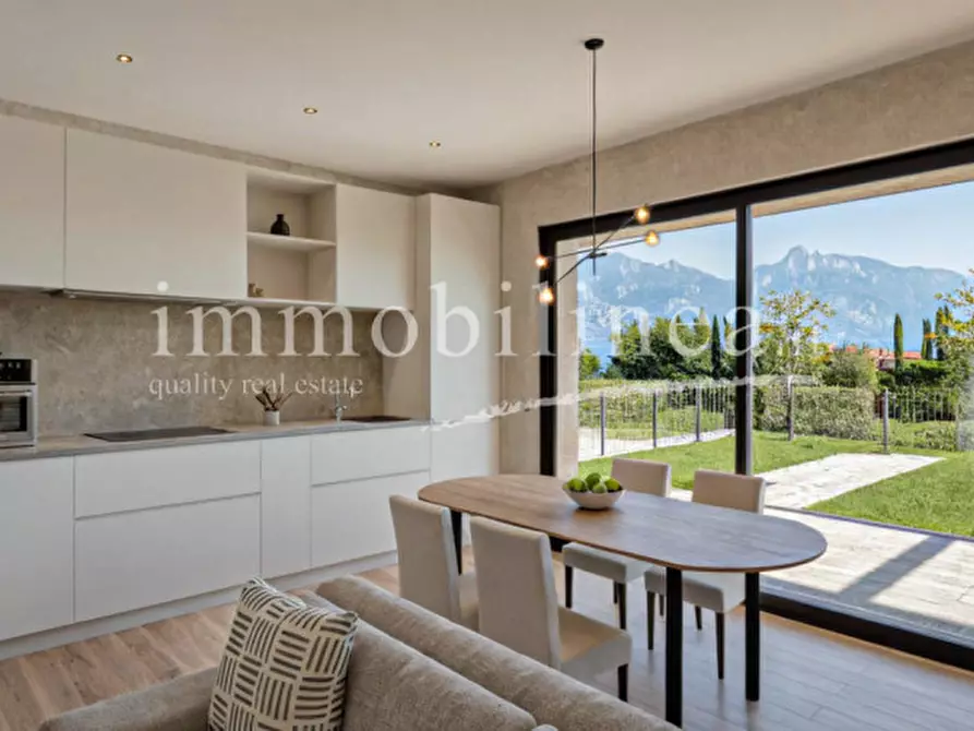 Immagine 1 di Appartamento in vendita  in via Cimabue a Garda