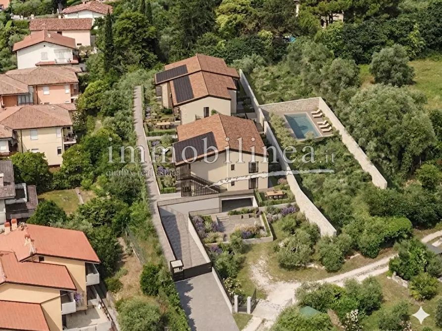 Immagine 5 di Appartamento in vendita  in via Cimabue a Garda