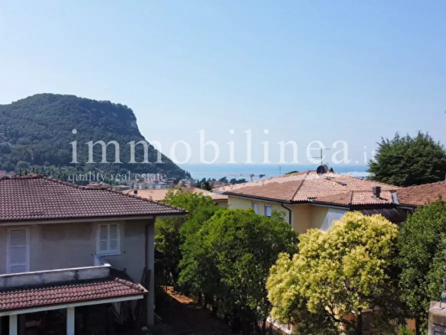 Immagine 13 di Appartamento in vendita  in via Cimabue a Garda