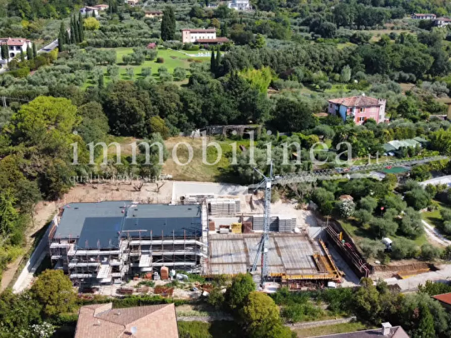 Immagine 24 di Appartamento in vendita  in via Cimabue a Garda