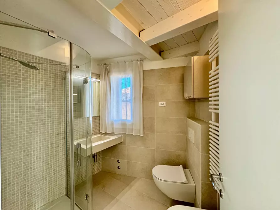 Immagine 11 di Attico in vendita  in calle vescovi tomba 2 a Caorle