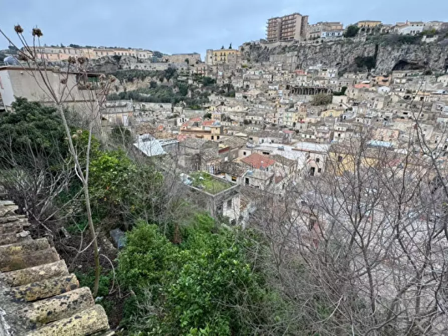 Immagine 15 di Casa indipendente in vendita  a Modica