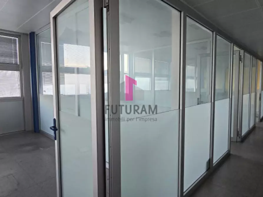 Immagine 3 di Ufficio in affitto  a Rubano