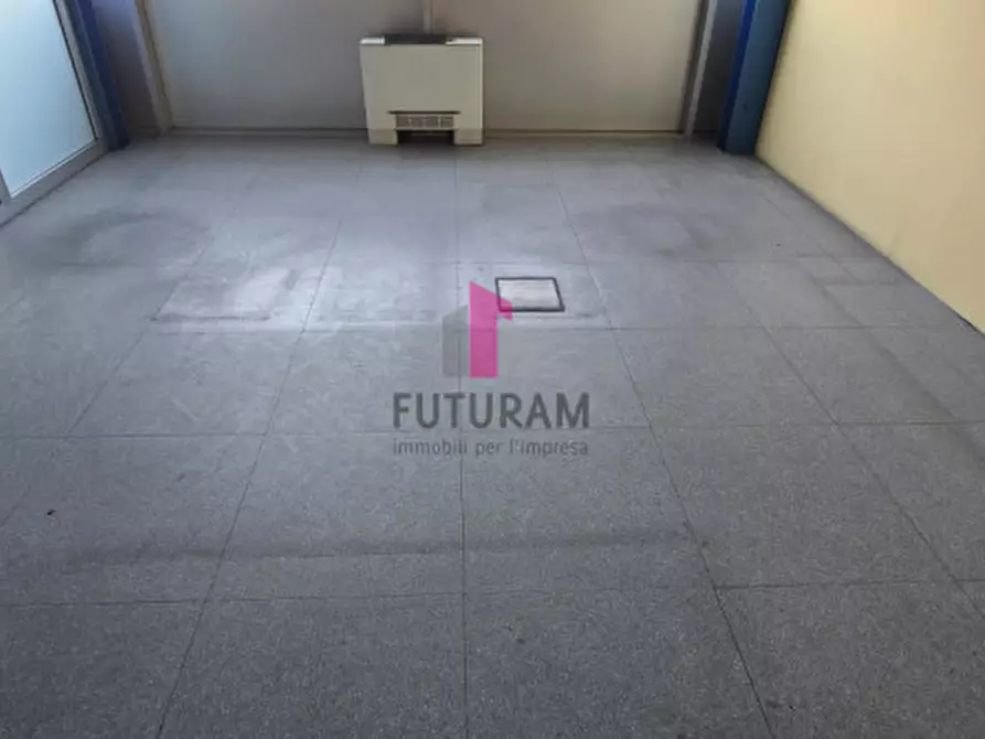Immagine 5 di Ufficio in affitto  a Rubano