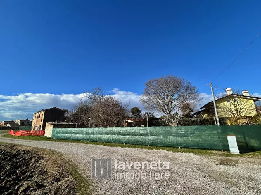 Immagine 10 di Terreno in vendita  in via M.Bettamin a San Donà Di Piave