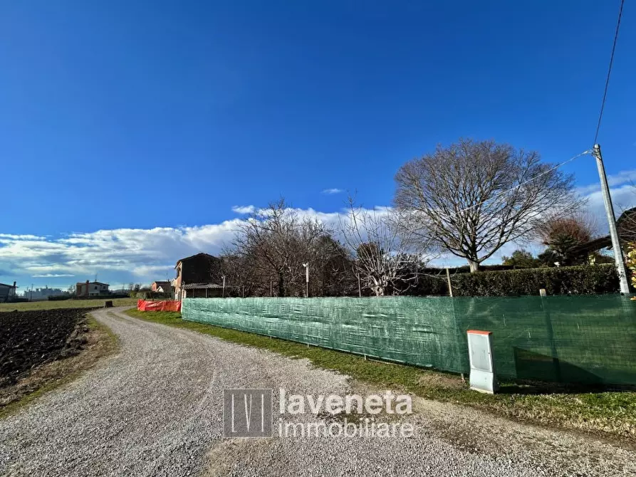 Immagine 18 di Terreno in vendita  in via M.Bettamin a San Donà Di Piave