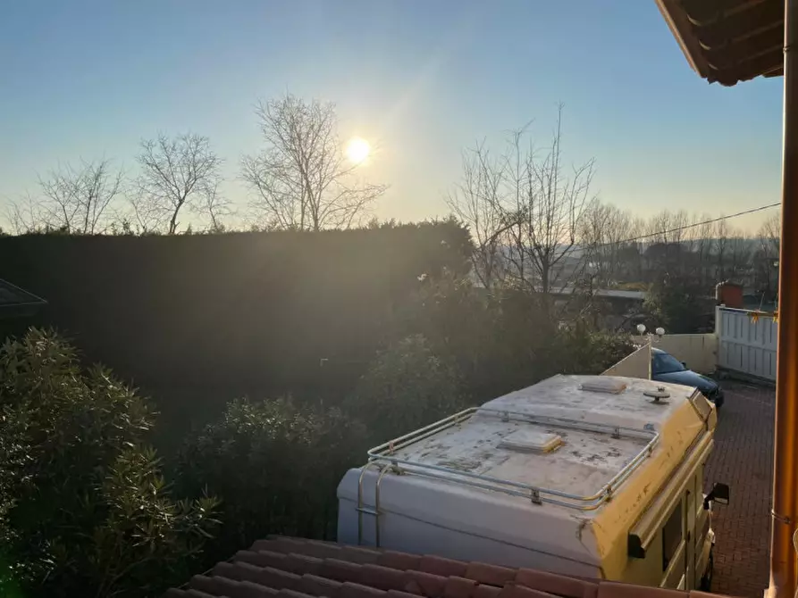 Immagine 13 di Villa in vendita  in via fratelli chiodi a Bedizzole