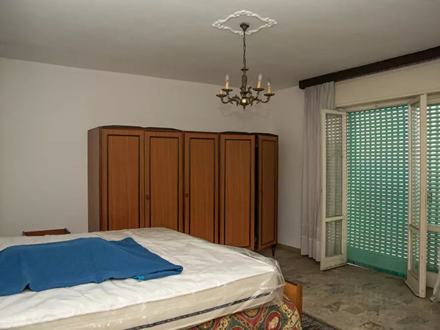 Immagine 9 di Casa trifamiliare in vendita  in via Busoni a Grezzana