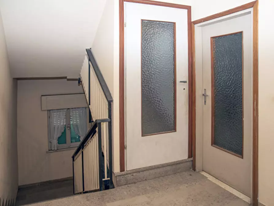 Immagine 25 di Casa trifamiliare in vendita  in via Busoni a Grezzana