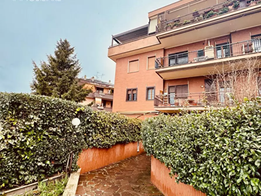 Immagine 1 di Appartamento in vendita  in via marco antonio colonna a Marino