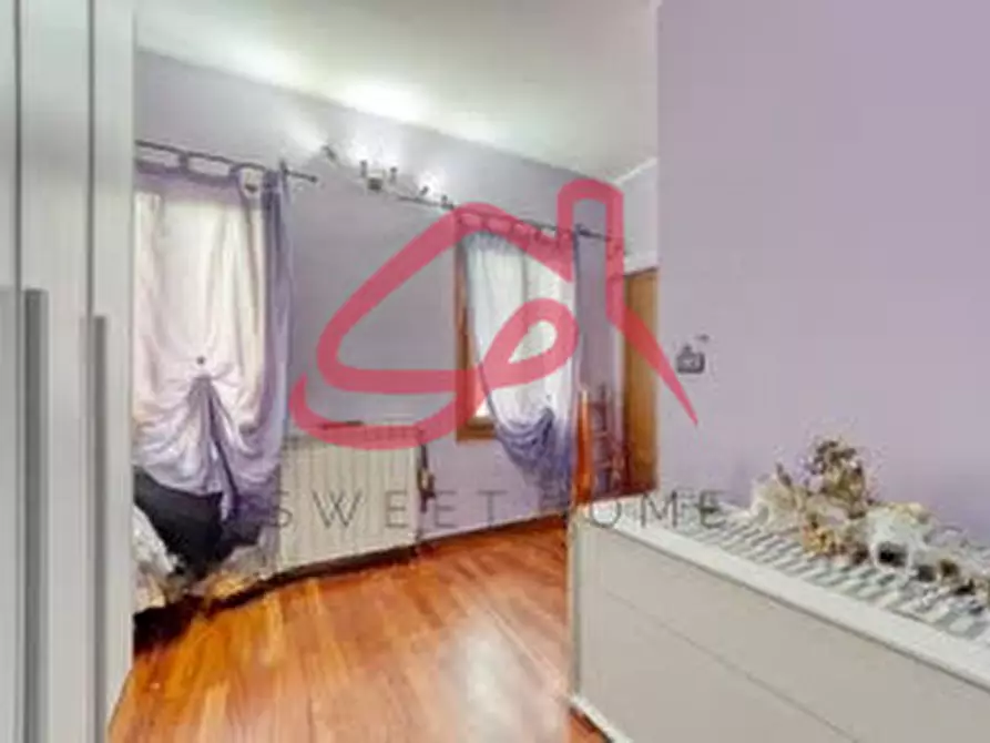 Immagine 9 di Appartamento in vendita  in Via Perosi a Padova