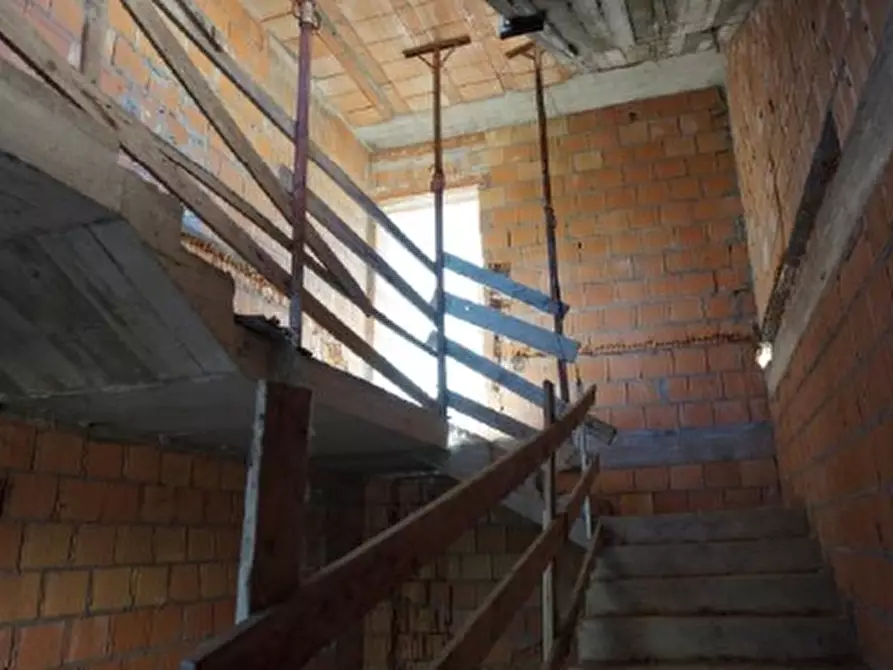 Immagine 9 di Palazzo in vendita  in VIA TORQUATO TASSO a Borgo Virgilio
