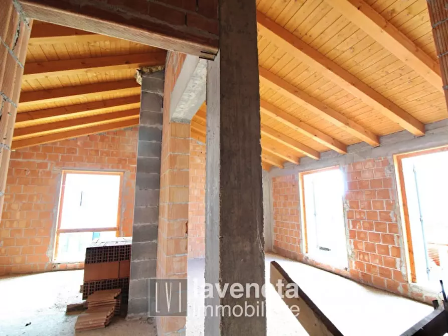 Immagine 13 di Casa bifamiliare in vendita  in via vanzan a San Donà Di Piave