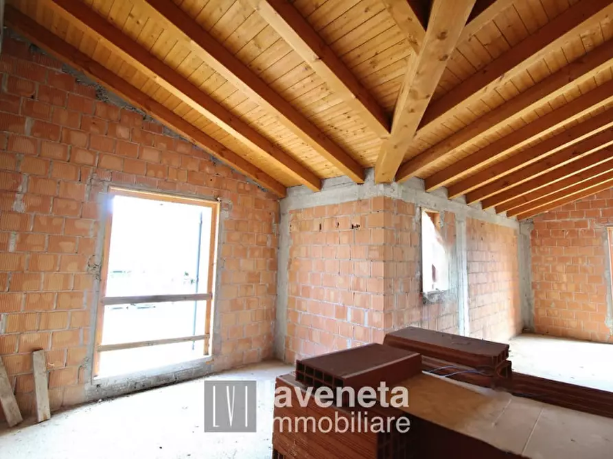 Immagine 20 di Casa bifamiliare in vendita  in via vanzan a San Donà Di Piave