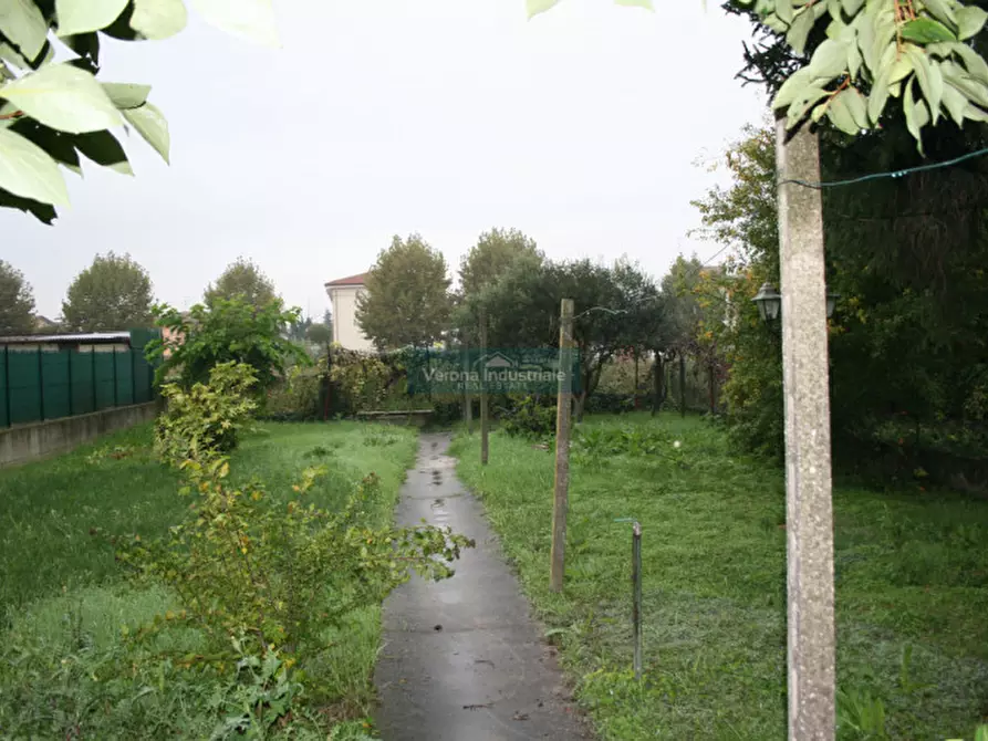 Immagine 5 di Casa bifamiliare in vendita  in Via Europa 14 a Nogarole Rocca