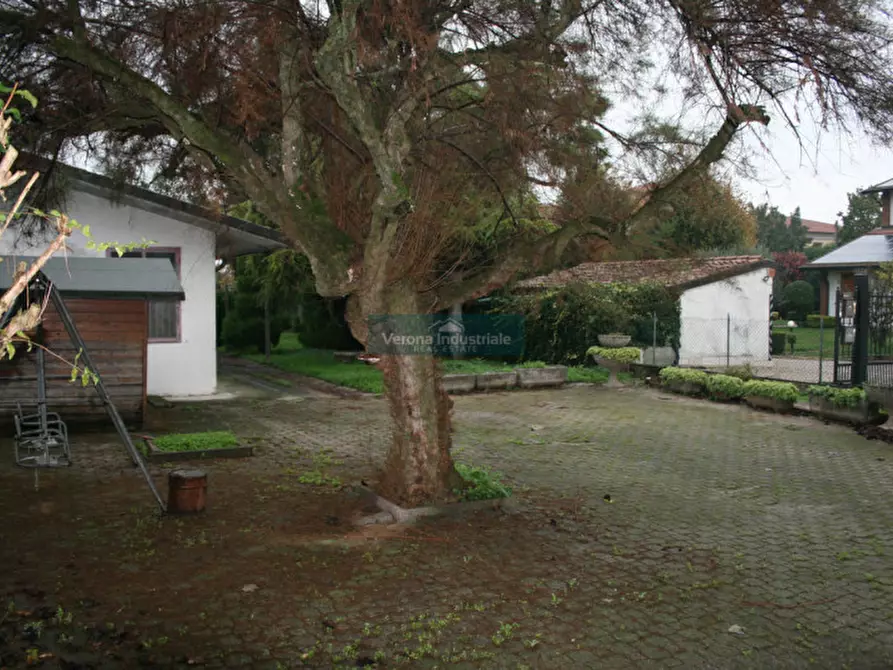 Immagine 8 di Casa bifamiliare in vendita  in Via Europa 14 a Nogarole Rocca