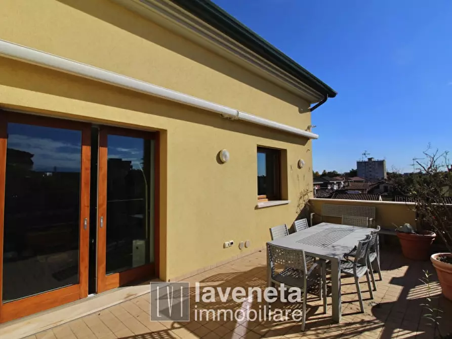 Immagine 36 di Attico in vendita  in vicolo dei chiodi 21 a San Donà Di Piave