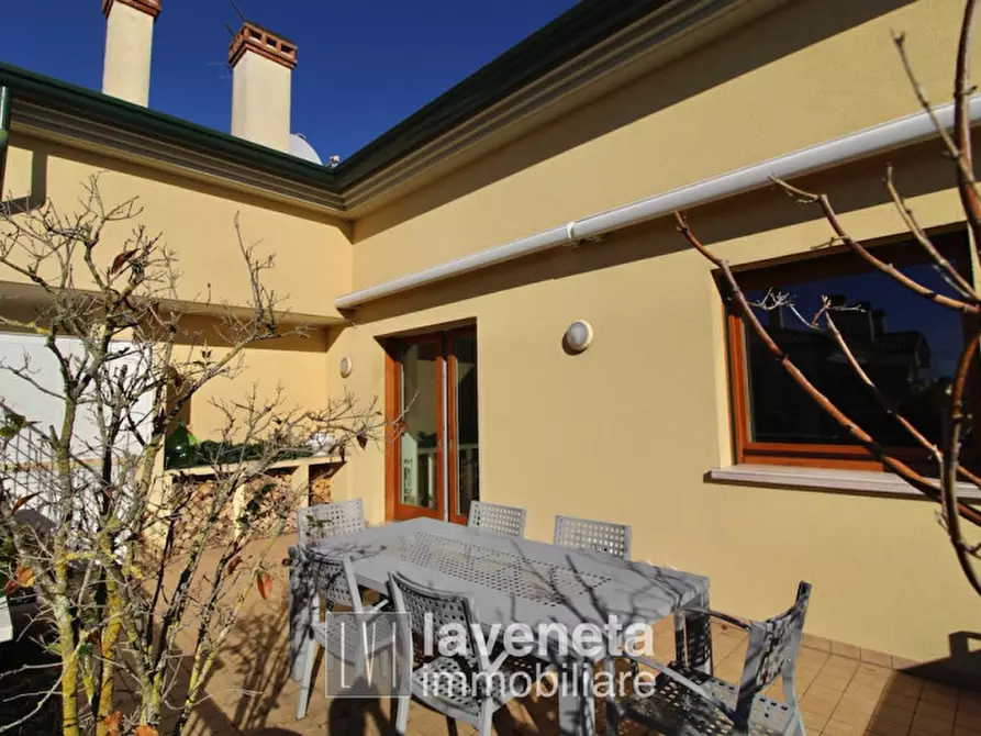 Immagine 37 di Attico in vendita  in vicolo dei chiodi 21 a San Donà Di Piave