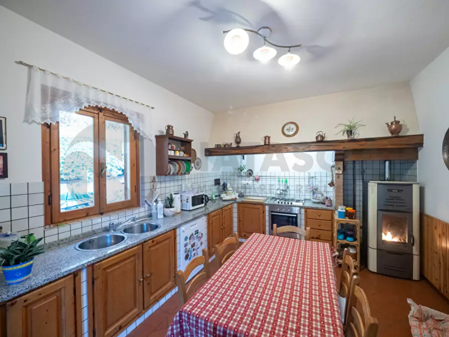 Immagine 7 di Casa indipendente in vendita  in VIA ROMA a Londa