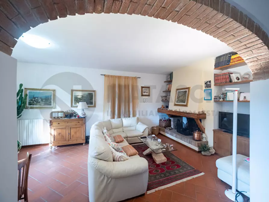 Immagine 10 di Casa indipendente in vendita  in VIA ROMA a Londa