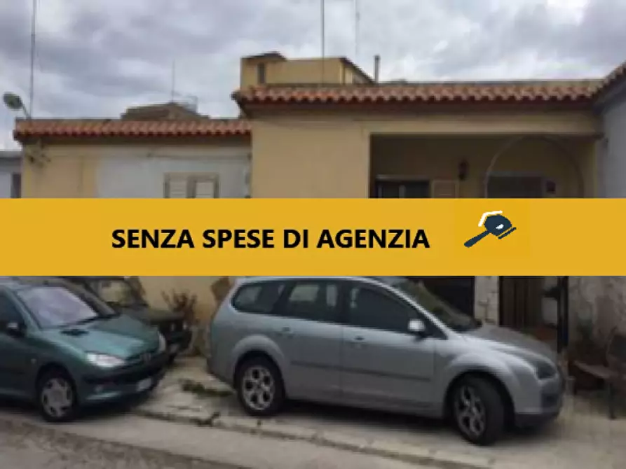 Immagine 1 di Appartamento in vendita  in via Alessandro Manzoni 25-27 a Pachino