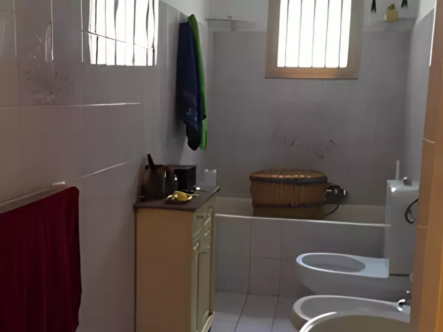 Immagine 10 di Appartamento in vendita  in via Alessandro Manzoni 25-27 a Pachino